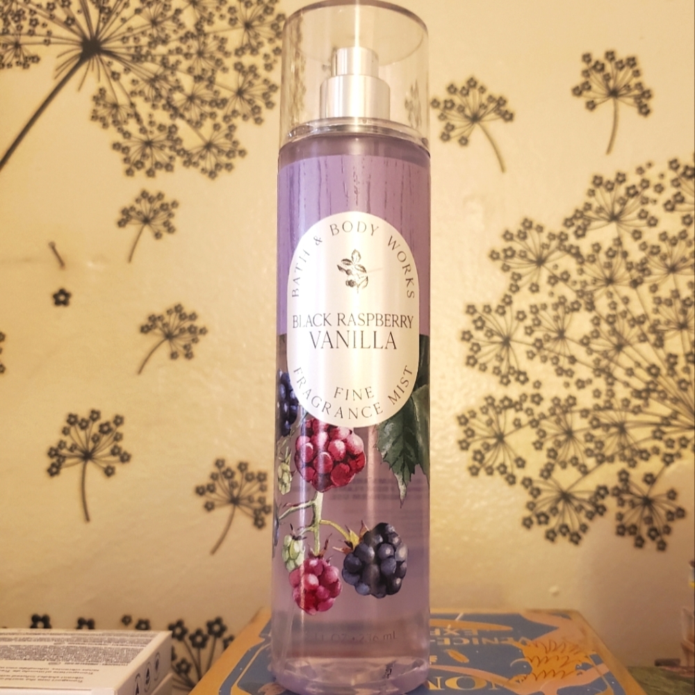 🪞 2 for $20 Bath and Body Works Black Raspberry Vanilla Fine Fragrance Mist